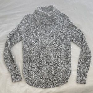 GAP Marled Gray Turtleneck Sweater